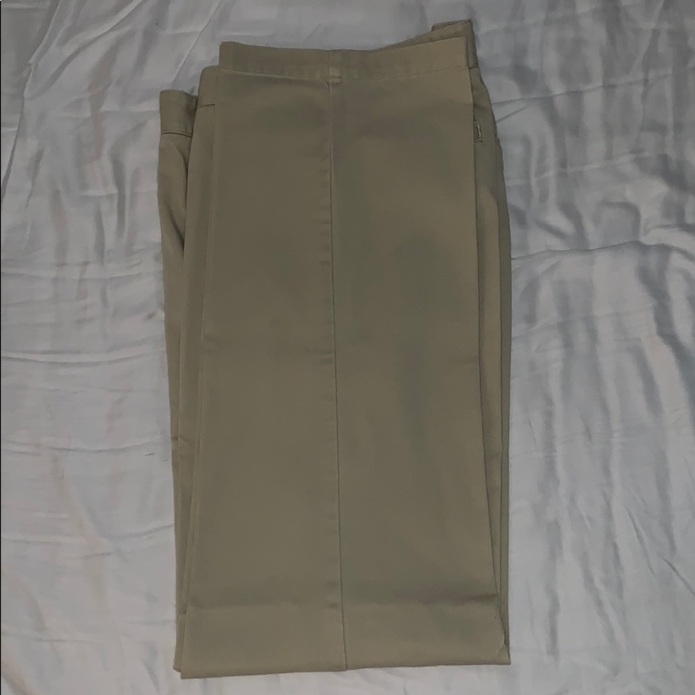 Vineyard Vines khaki pants - Picture 3 of 3